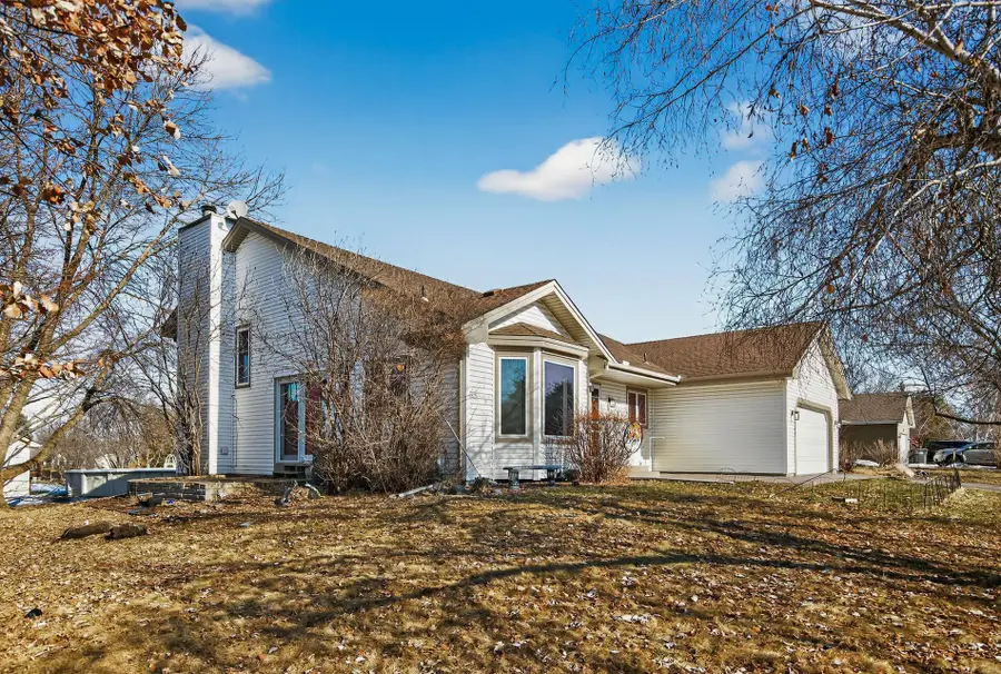 8480 Pelican Court, Chanhassen, MN 55317 - #3