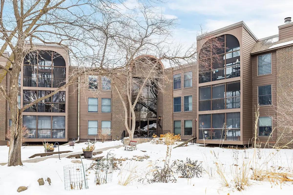 8441 Irwin Road #205, Bloomington, MN 55437 - #1