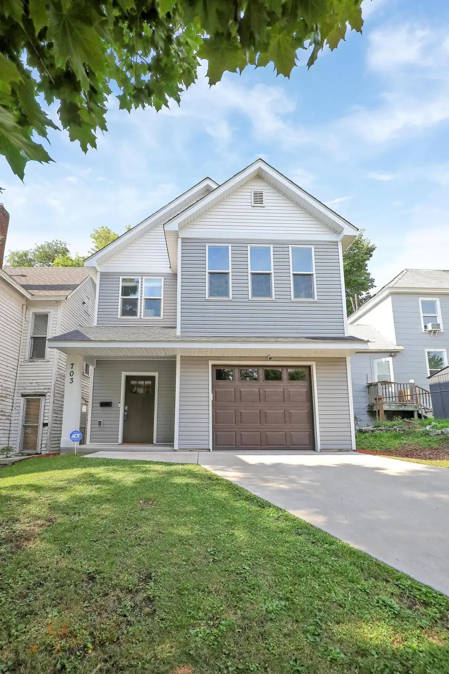 703 Surrey Avenue, Saint Paul, MN 55106 - Image #2