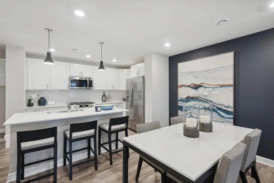 5309 Long Pointe Pass, Woodbury, MN 55129 - Image #2