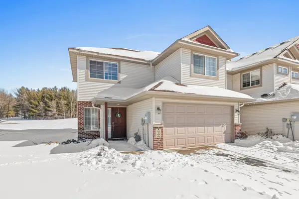 19496 Prairieview Drive, Rogers, MN 55374