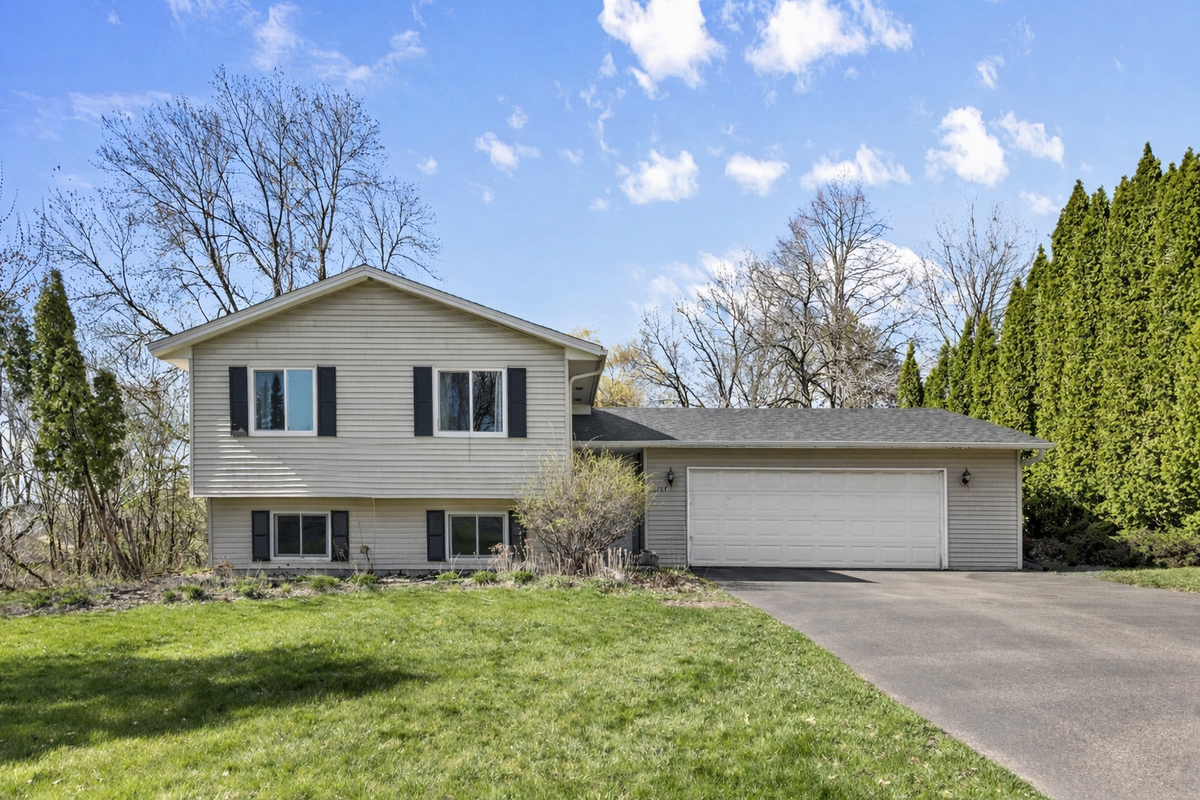 2767 Granite Court N, Oakdale, MN 55128 - #1