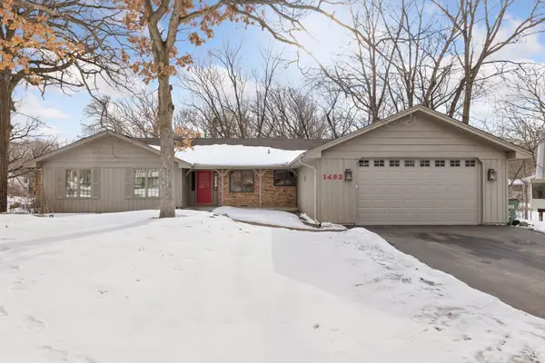 1482 N Innsbruck Drive Ne, Fridley, MN 55432