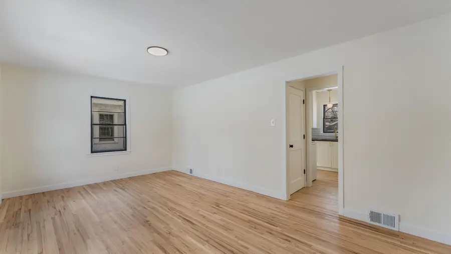 583 Cromwell Avenue, Saint Paul, MN 55104 - #3