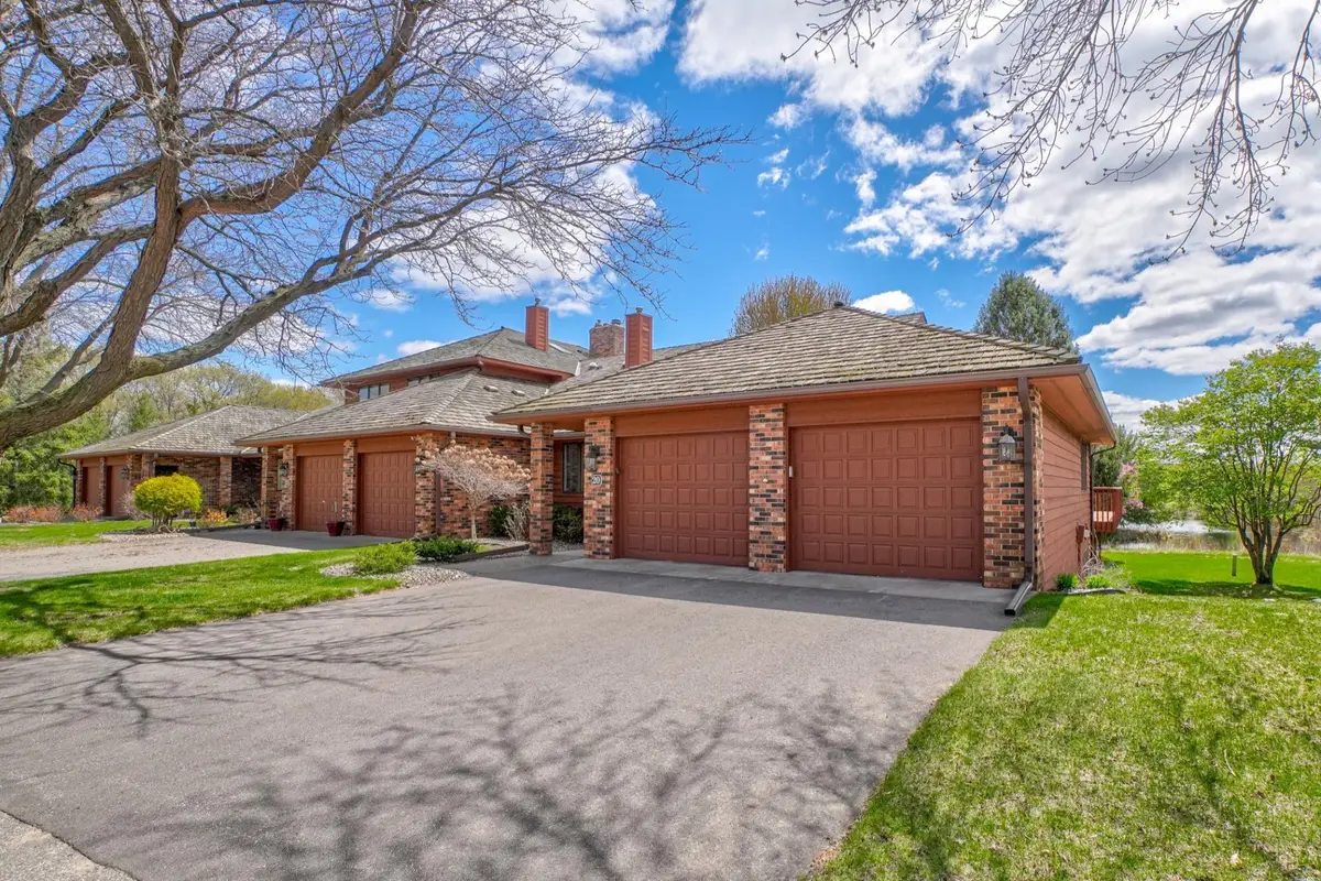 20 Anemone Circle, North Oaks, MN 55127 - #1