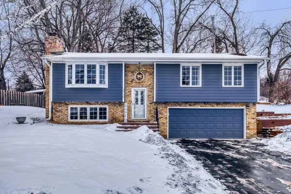 12725 11th Avenue N, Plymouth, MN 55441