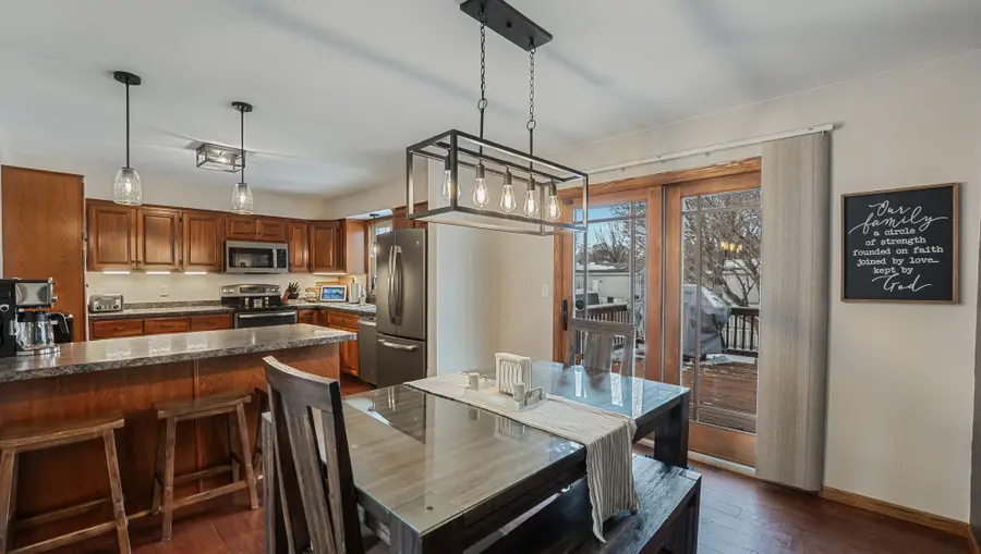 3004 2nd Avenue Nw, Willmar, MN 56201 - #3