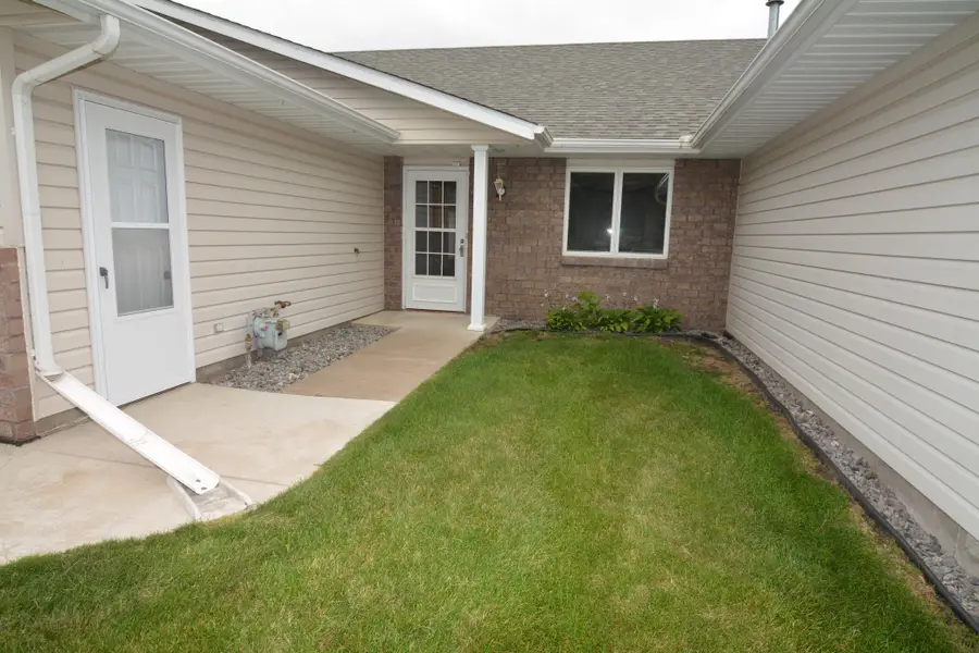 1135 4th Avenue Nw, Milaca, MN 56353 - #3