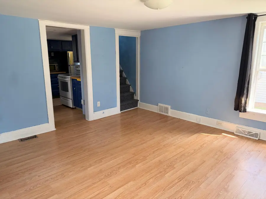 311 Washington Avenue, Hanska, MN 56041 - #3