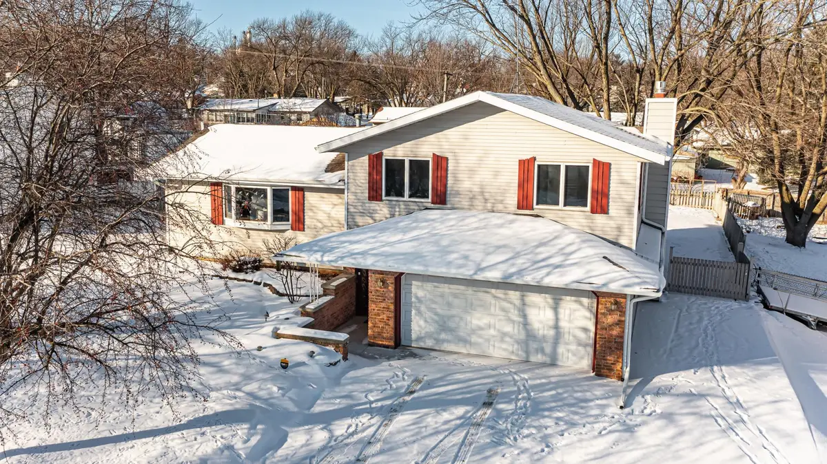 509 4th Avenue Ne, Byron, MN 55920 - #1