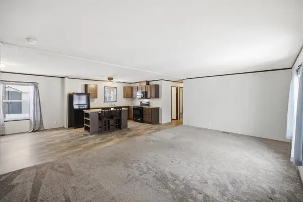 2060 Clearwater Forest Drive S, South Haven, MN 55382