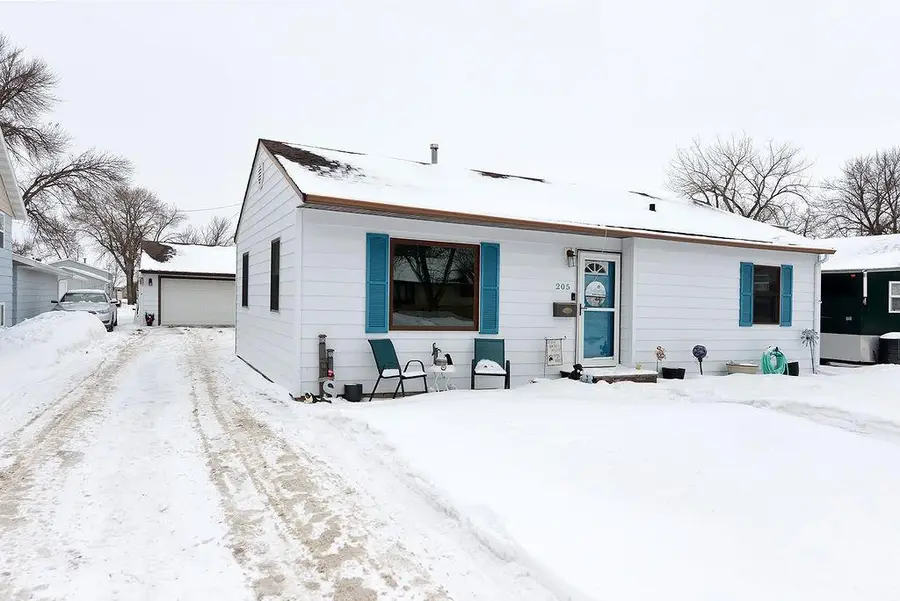 205 6th Avenue W, West Fargo, ND 58078 - Image #2