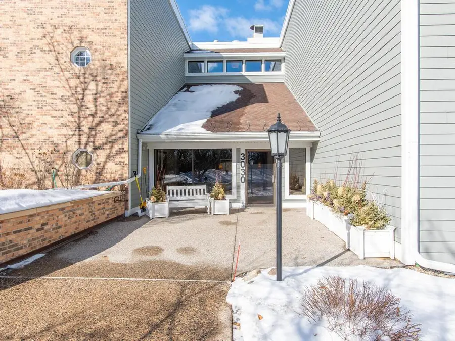 3030 Saint Albans Mill Road #310, Hopkins, MN 55305 - Image #2