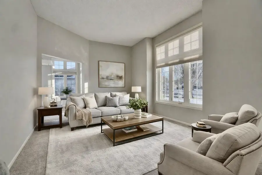 2338 Manuela Drive, Chaska, MN 55318 - #3