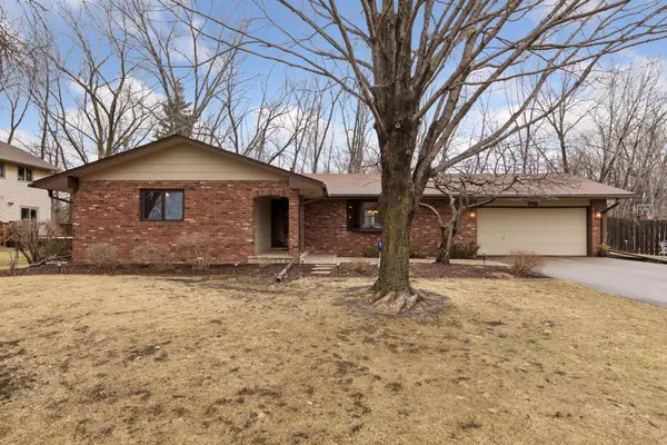 1795 Lake Valentine Road, Arden Hills, MN 55112