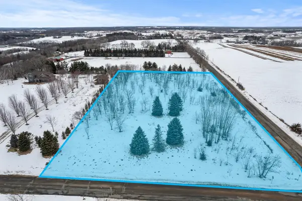 594 132nd Avenue, Somerset, WI 54025