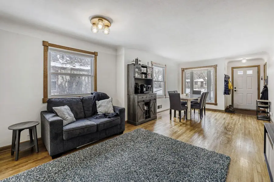 3546 June Avenue N, Robbinsdale, MN 55422 - #2