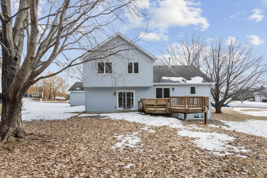 2571 Nemitz Avenue E, Maplewood, MN 55119 - #2