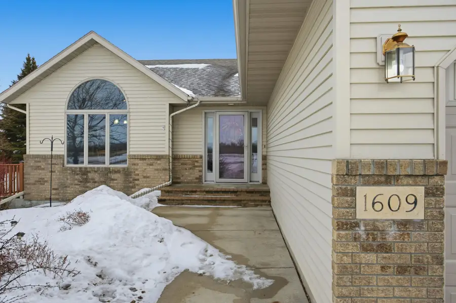 1609 40th Avenue N, Moorhead, MN 56560 - Image #3