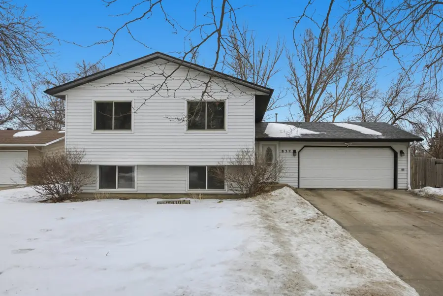 832 5th Avenue E, West Fargo, ND 58078 - Image #2