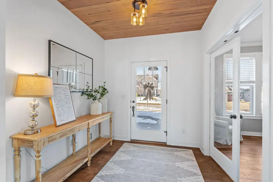 2479 Woods Drive, Victoria, MN 55386 - #2