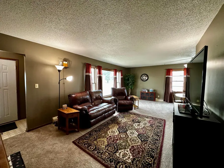 206 Maple Street N, Mabel, MN 55954 - #2