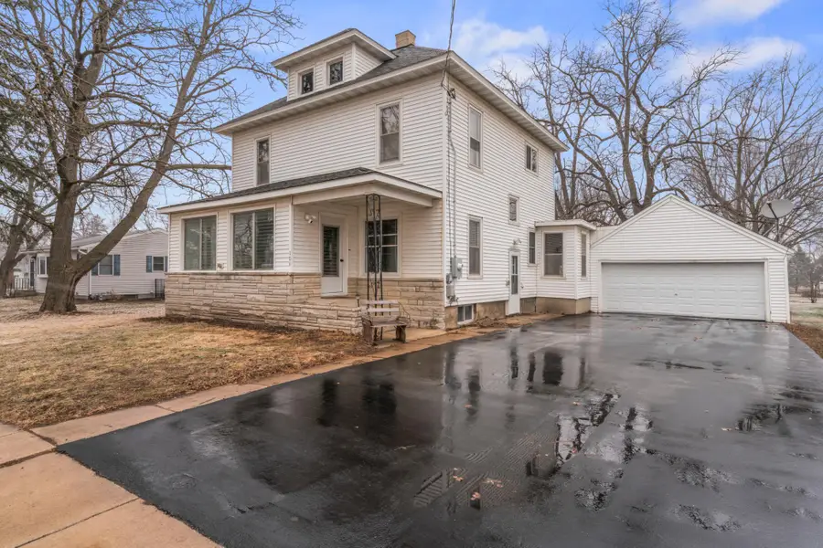 106 2nd Street Nw, Dodge Center, MN 55927 - #3