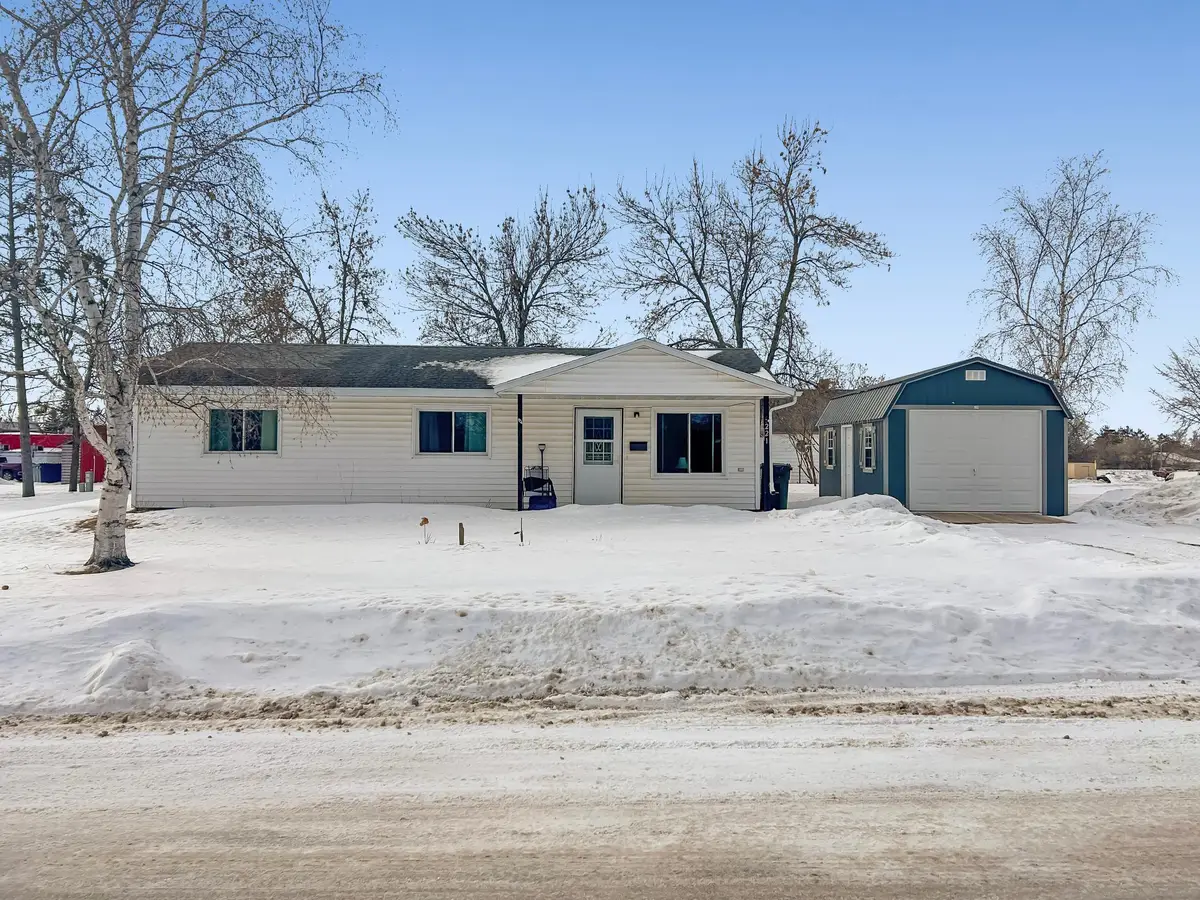 221 Birch Avenue Nw, Wadena, MN 56482 - #1