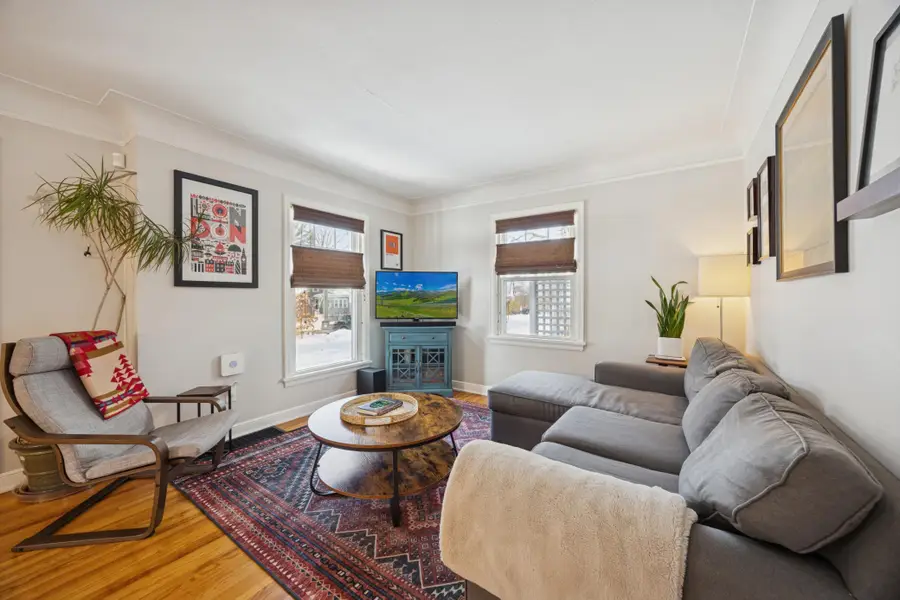 3326 Chowen Avenue N, Robbinsdale, MN 55422 - #3