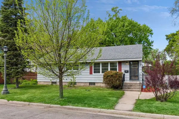 1073 Eleanor Avenue, Saint Paul, MN 55116