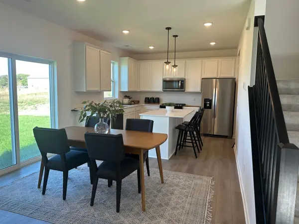 12624 Erskin Street Ne, Blaine, MN 55449