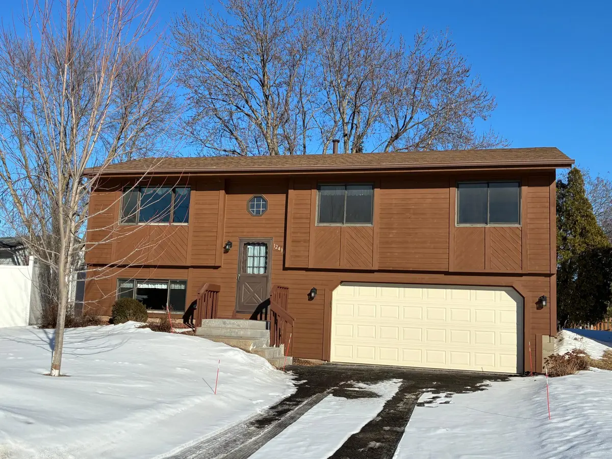 12431 Quince Street Nw, Coon Rapids, MN 55448 - #1