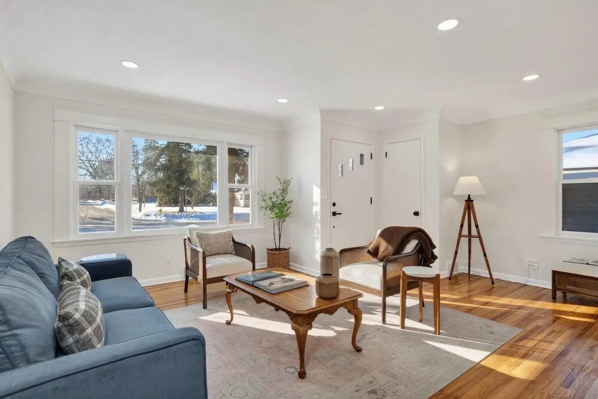 2561 Harvester Avenue E, Maplewood, MN 55119 - #1