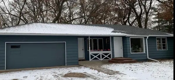 7700 Long Lake Road, Mounds View, MN 55112