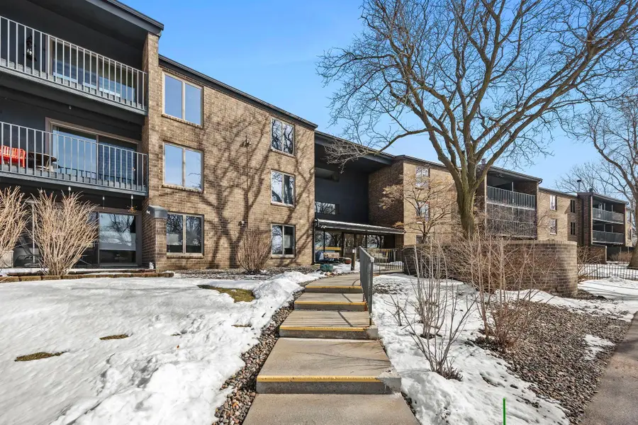 5120 W 102nd Street #204, Bloomington, MN 55437 - #2