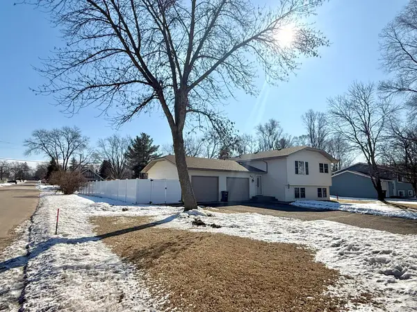 401 6th Street Se, Little Falls, MN 56345