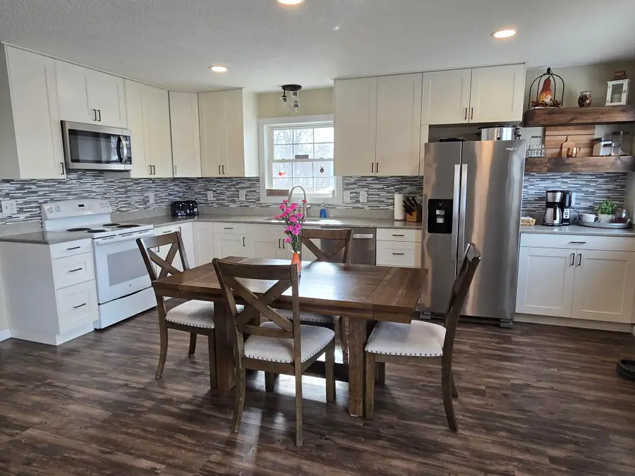 401 6th Street Se, Little Falls, MN 56345 - #3