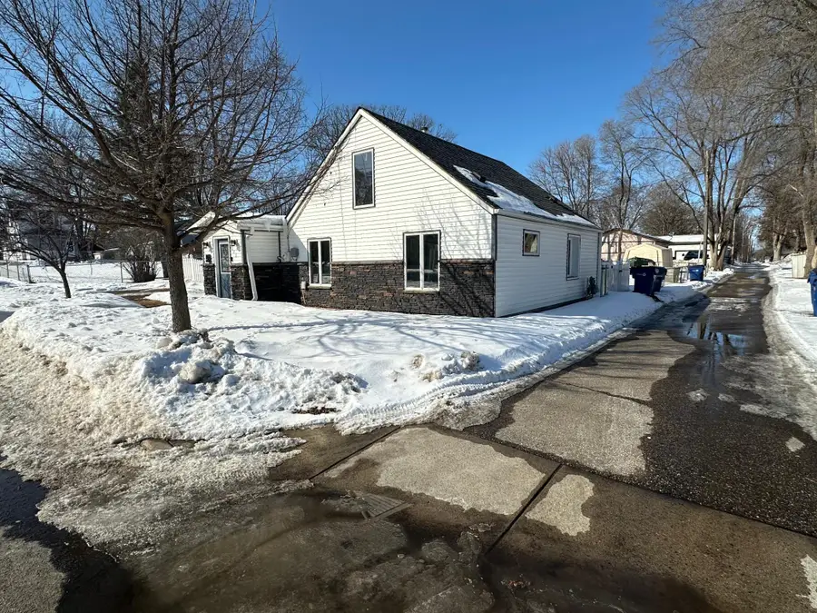 511 3rd Street Ne, Saint Cloud, MN 56304 - #3