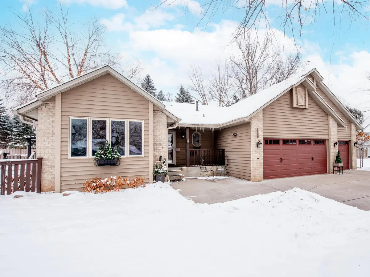 129 Hemlock Place, Vadnais Heights, MN 55127 - #1