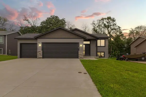 207 Whitetail Lane, Kenyon, MN 55946