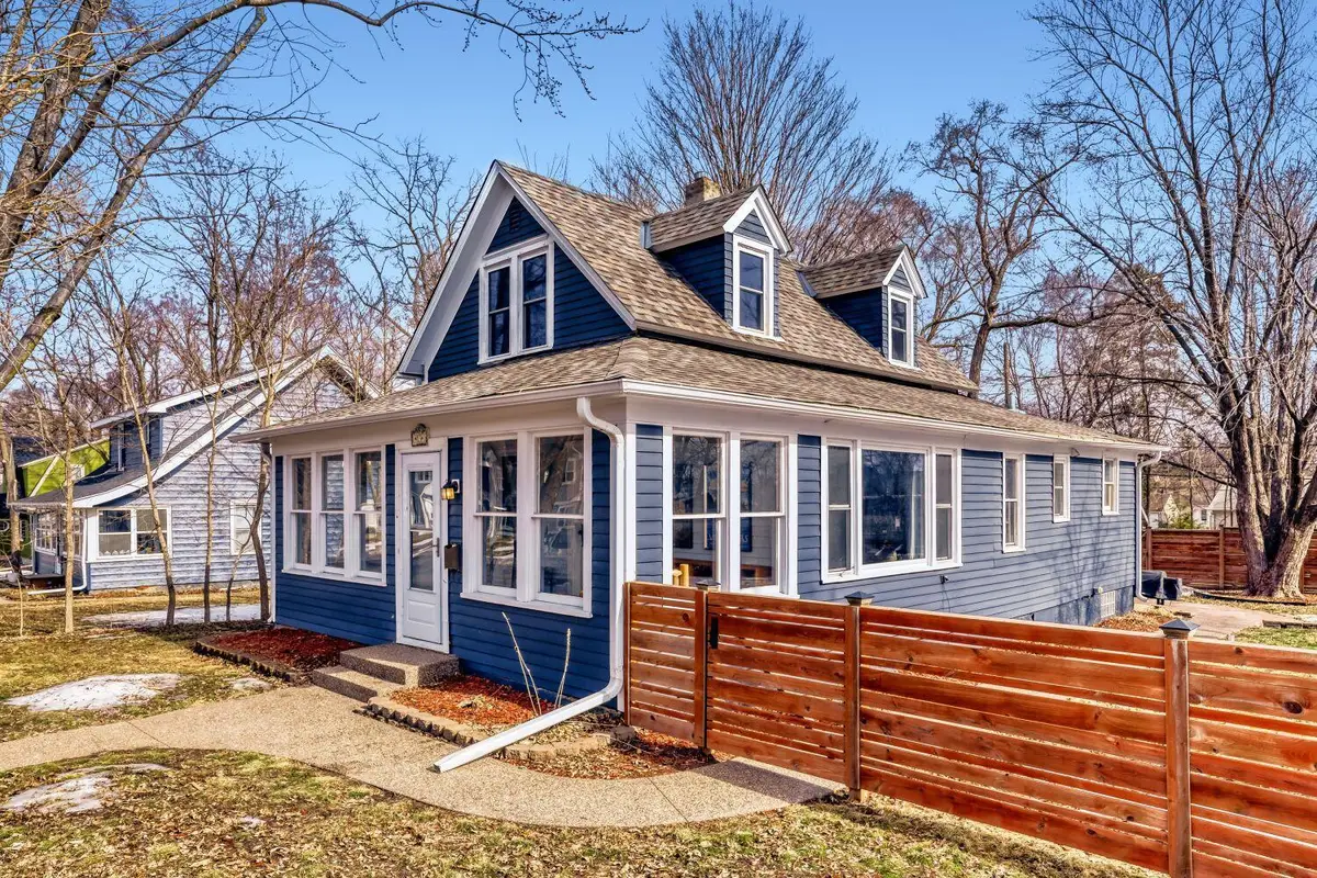 13 18th Avenue N, Hopkins, MN 55343 - #1