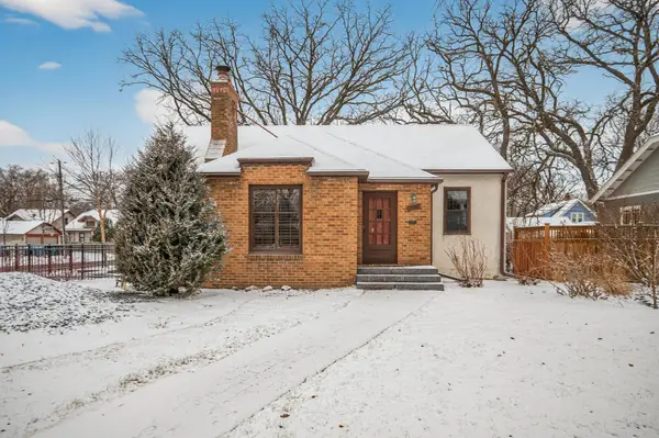 3352 46th Avenue S, Minneapolis, MN 55406