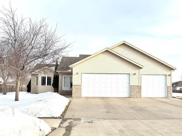 4408 3rd Street S, Moorhead, MN 56560