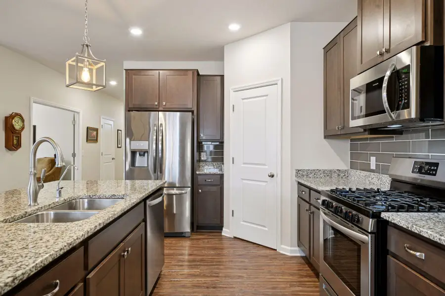 1900 Meridian Curve, Carver, MN 55315 - #3