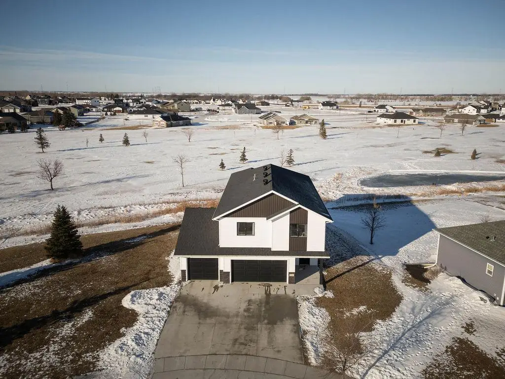 102 Lindsey Court, Mapleton, ND 58059 - Image #1
