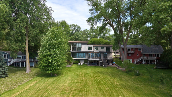 410 Mccarrons Boulevard N, Roseville, MN 55113