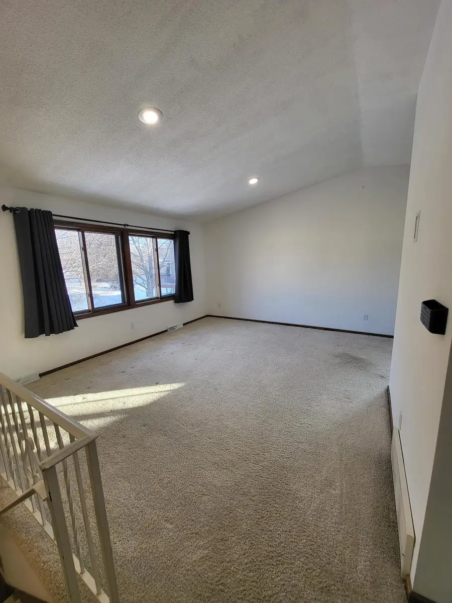 539 98th Avenue Ne, Blaine, MN 55434 - #3