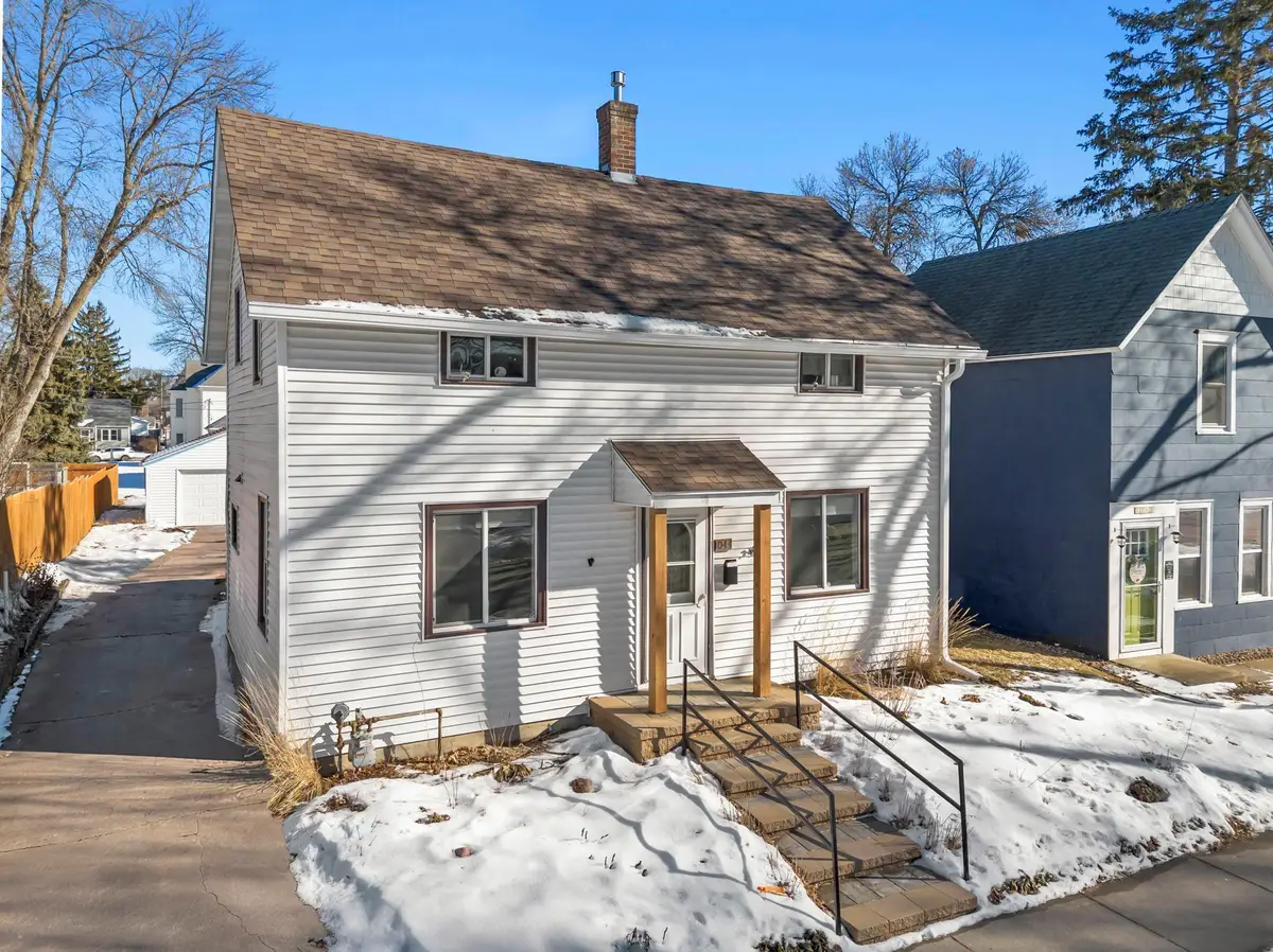 1044 Winslow Avenue, West Saint Paul, MN 55118 - #1