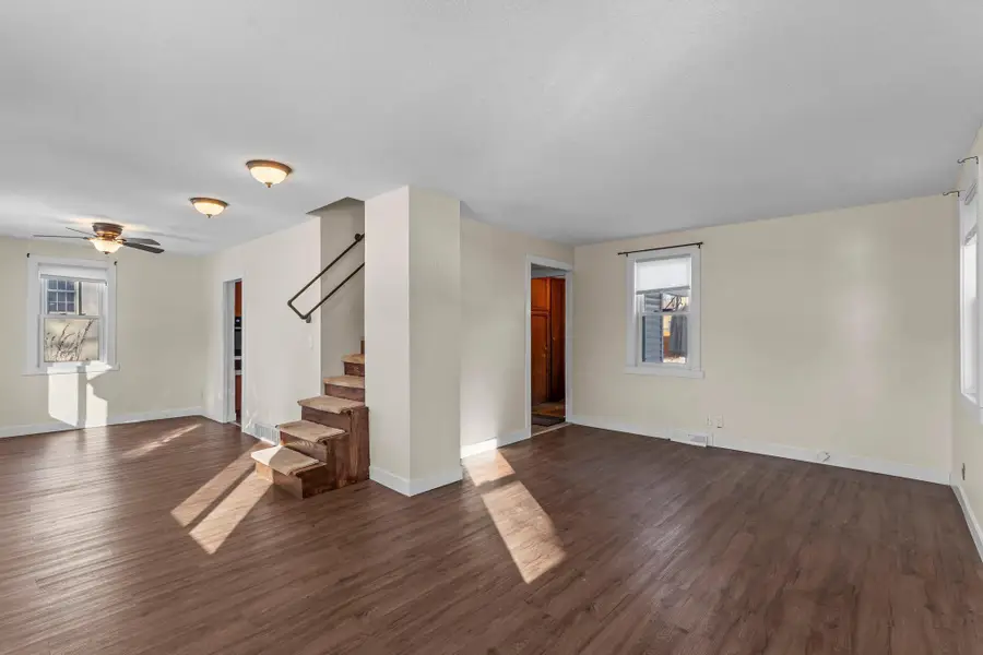 1044 Winslow Avenue, West Saint Paul, MN 55118 - #2