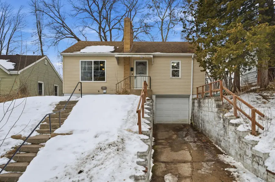 40 Winona Street E, Saint Paul, MN 55107 - #2